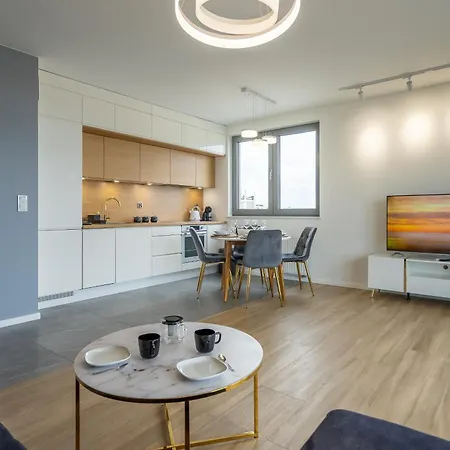 105 Plac Unii - Dla 6 Os Z Miejscem W Hali Garazowej Daire