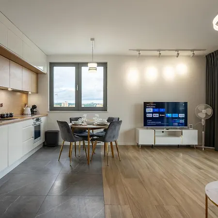 Apartment 105 Plac Unii - Dla 6 Os Z Miejscem W Hali Garazowej