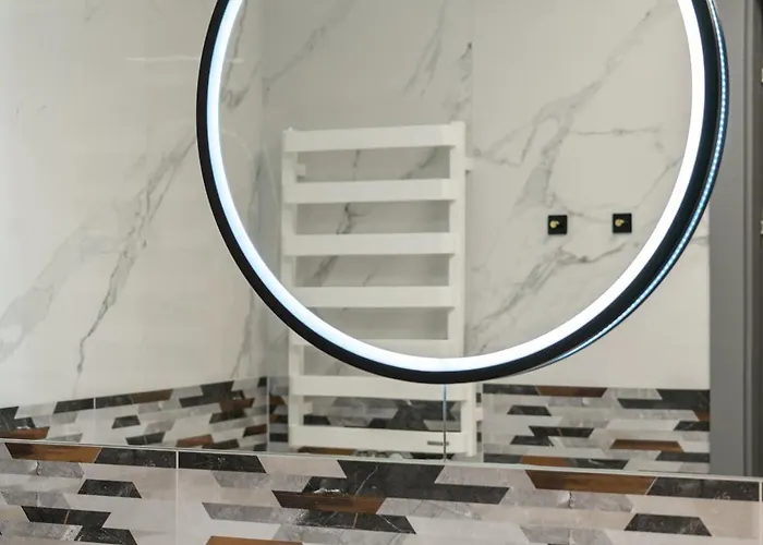 105 Plac Unii - Dla 6 Os Z Miejscem W Hali Garazowej *