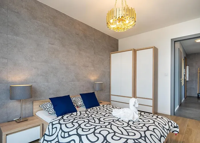 Apartment 105 Plac Unii - Dla 6 Os Z Miejscem W Hali Garazowej *